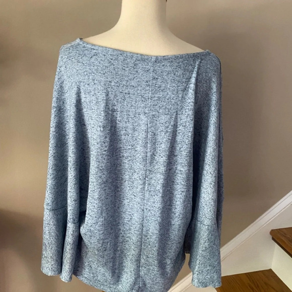 Anthropologie Dolman Sleeve Blue Embroidered Top - Picture 6 of 9